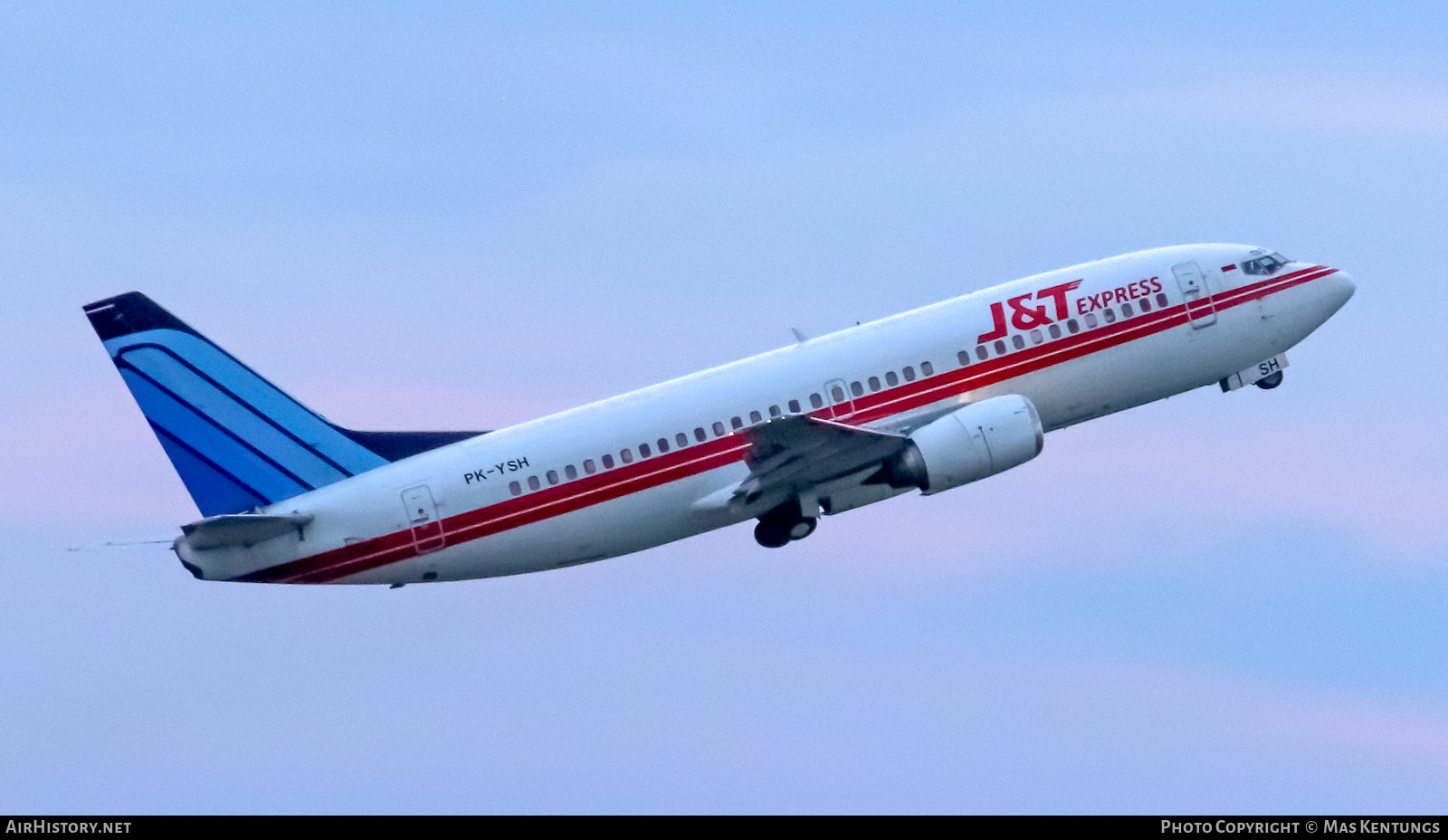 Aircraft Photo of PK-YSH | Boeing 737-3L9 | J&T Express | AirHistory.net #403889