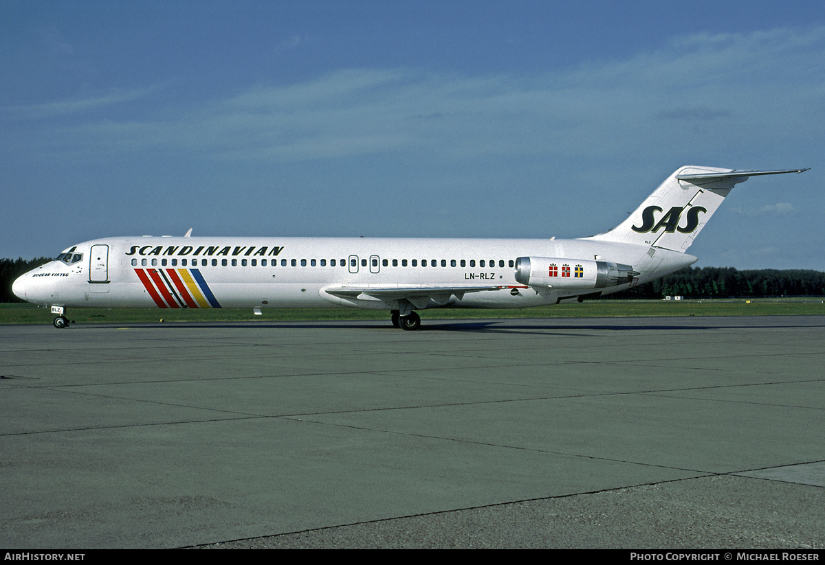 Aircraft Photo of LN-RLZ | McDonnell Douglas DC-9-41 | Scandinavian Airlines - SAS | AirHistory.net #403967