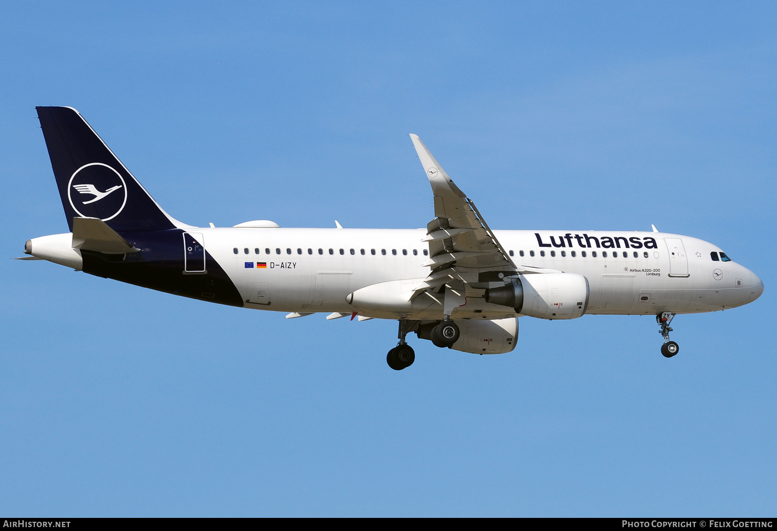 Aircraft Photo of D-AIZY | Airbus A320-214 | Lufthansa | AirHistory.net #404026