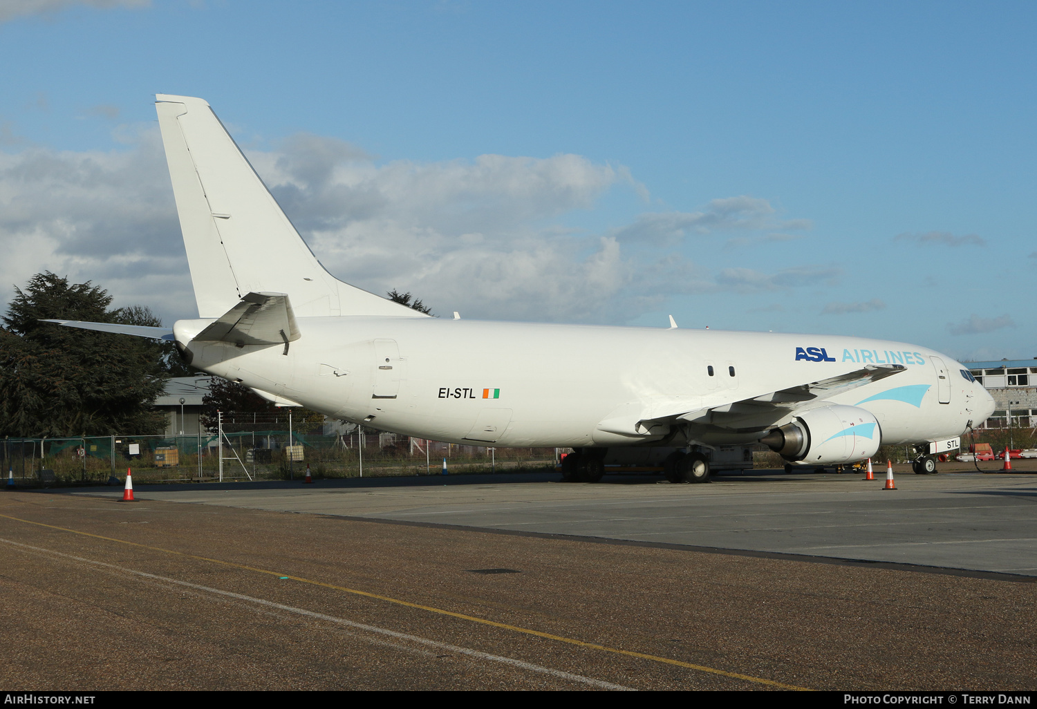 Aircraft Photo of EI-STL | Boeing 737-42C(SF) | ASL Airlines | AirHistory.net #404038