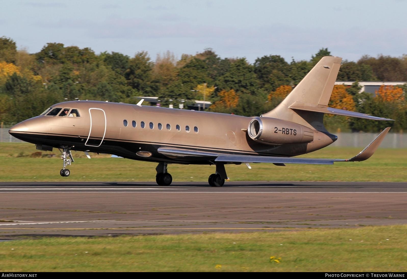 Aircraft Photo of 2-RBTS | Dassault Falcon 2000LX | AirHistory.net #404185