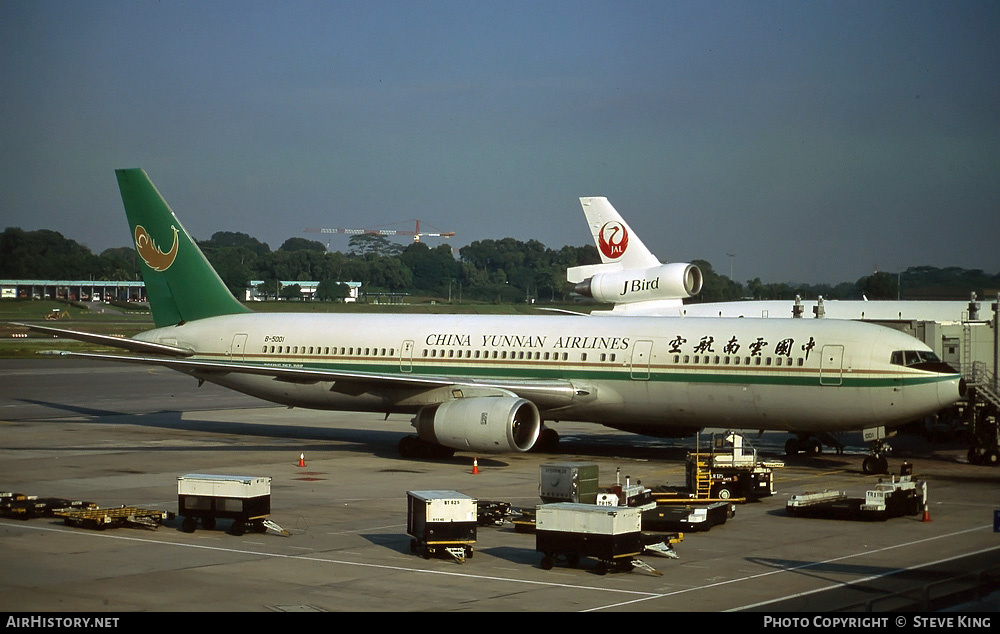 Aircraft Photo of B-5001 | Boeing 767-3W0/ER | China Yunnan Airlines | AirHistory.net #404187