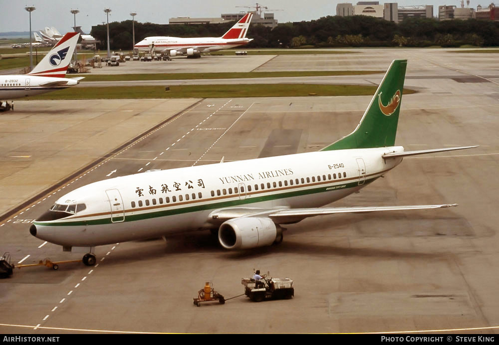 Aircraft Photo of B-2540 | Boeing 737-3W0 | China Yunnan Airlines | AirHistory.net #404192