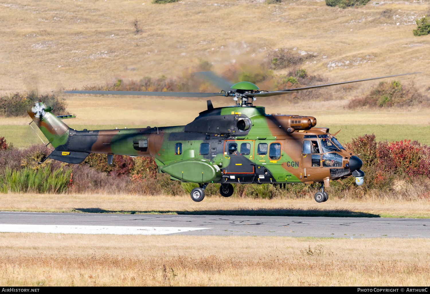 Aircraft Photo of 2303 | Aerospatiale AS-332M1 Super Puma | France - Army | AirHistory.net #404216