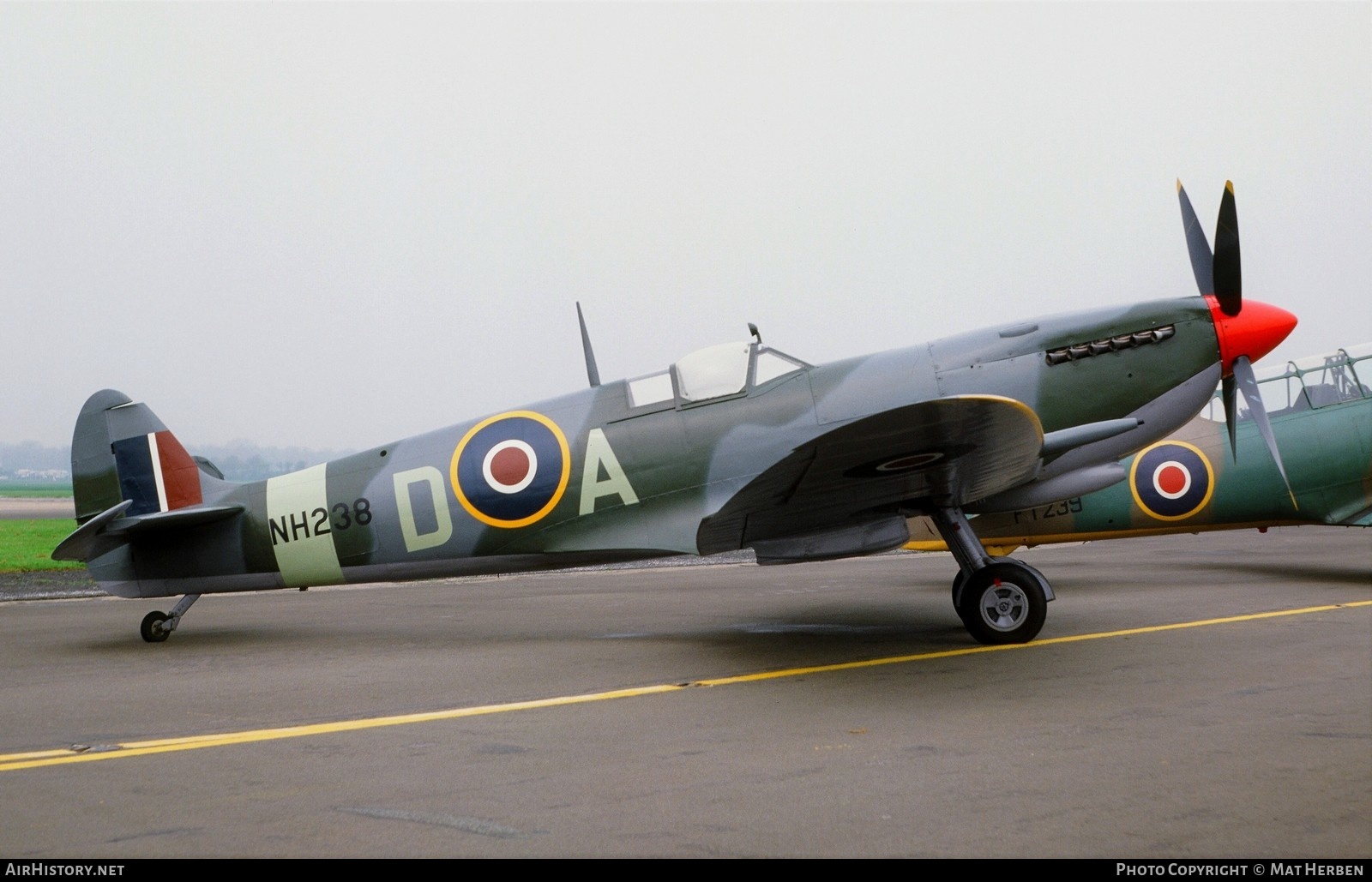 Aircraft Photo of G-MKIX / NH238 | Supermarine 361 Spitfire LF9C | UK - Air Force | AirHistory.net #404339