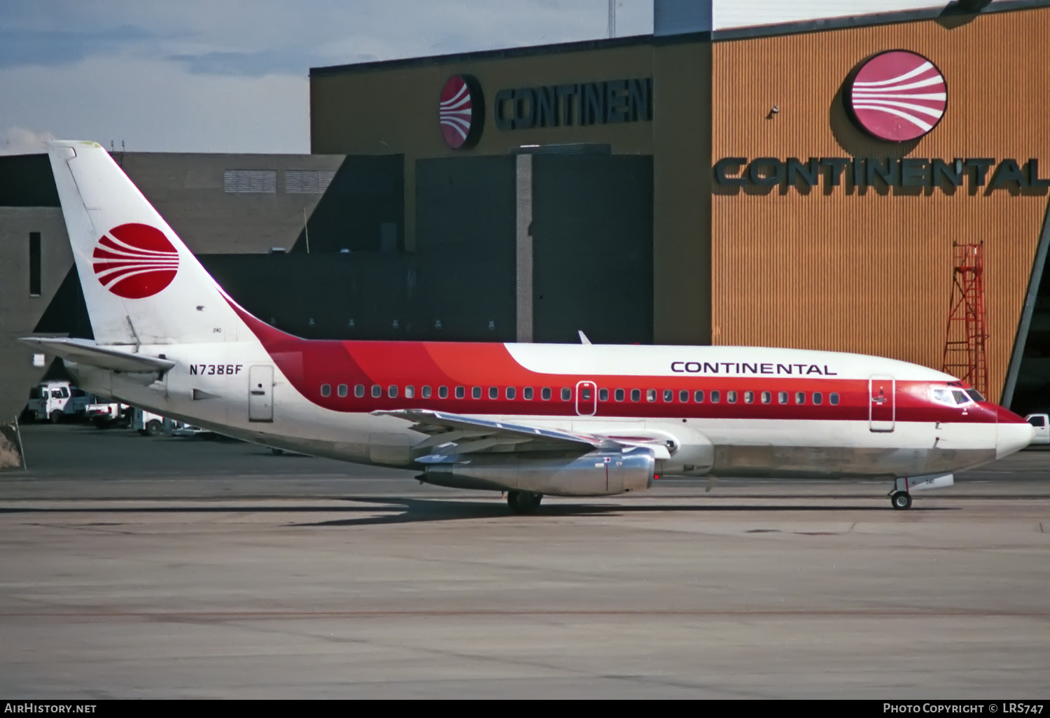 Aircraft Photo of N7386F | Boeing 737-214 | Continental Airlines | AirHistory.net #404345