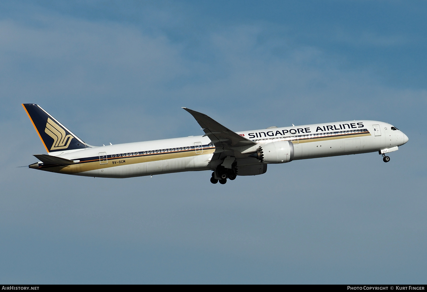 Aircraft Photo of 9V-SCM | Boeing 787-10 Dreamliner | Singapore Airlines | AirHistory.net #404535