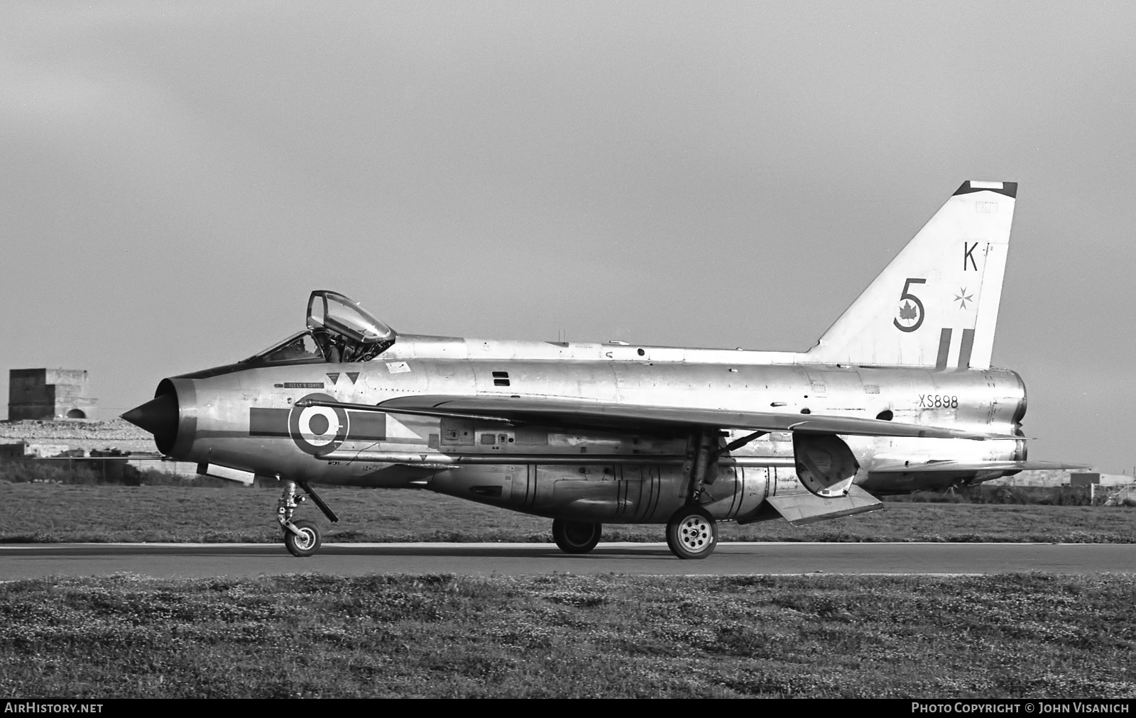 Aircraft Photo of XS898 | English Electric Lightning F6 | UK - Air Force | AirHistory.net #404539