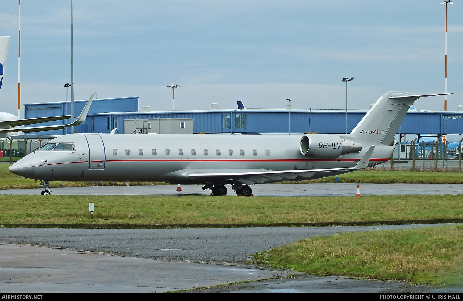 Aircraft Photo of 9H-ILV | Bombardier Challenger 850 (CRJ-200SE/CL-600-2B19) | VistaJet | AirHistory.net #404555