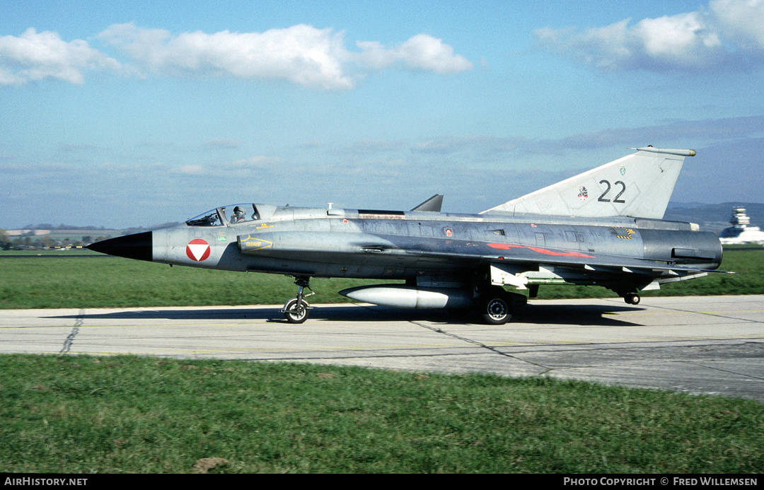 Aircraft Photo of 22 | Saab J35Oe Draken | Austria - Air Force | AirHistory.net #404602
