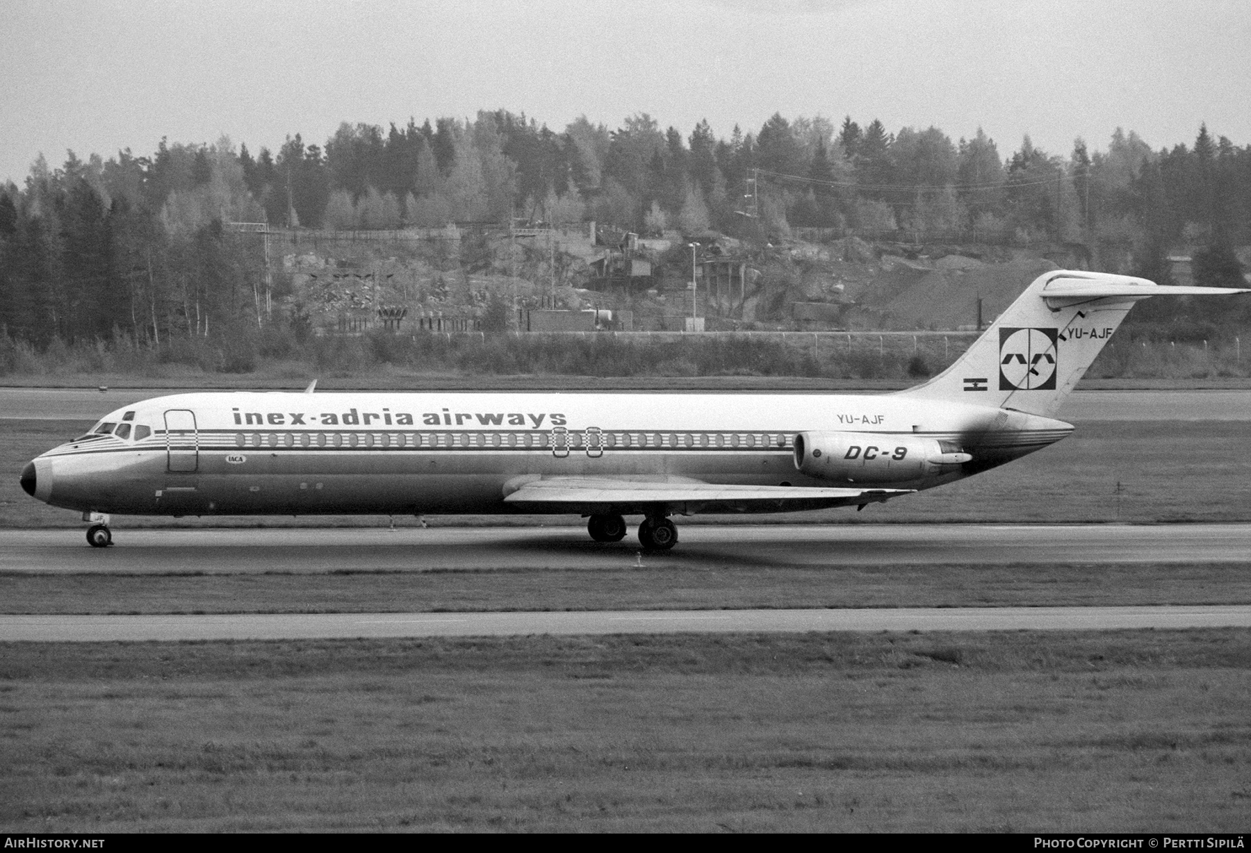Aircraft Photo of YU-AJF | McDonnell Douglas DC-9-32 | Inex-Adria Airways | AirHistory.net #404622
