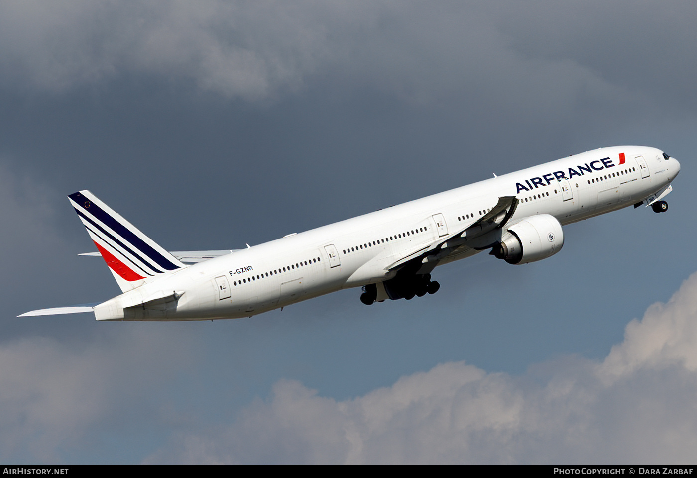 Aircraft Photo of F-GZNR | Boeing 777-328/ER | Air France | AirHistory.net #404828