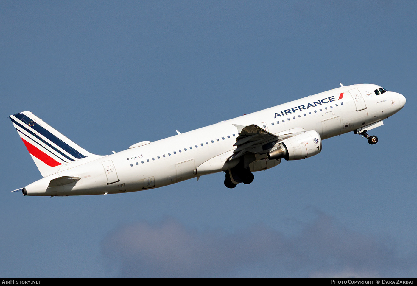 Aircraft Photo of F-GKXZ | Airbus A320-214 | Air France | AirHistory.net #404829
