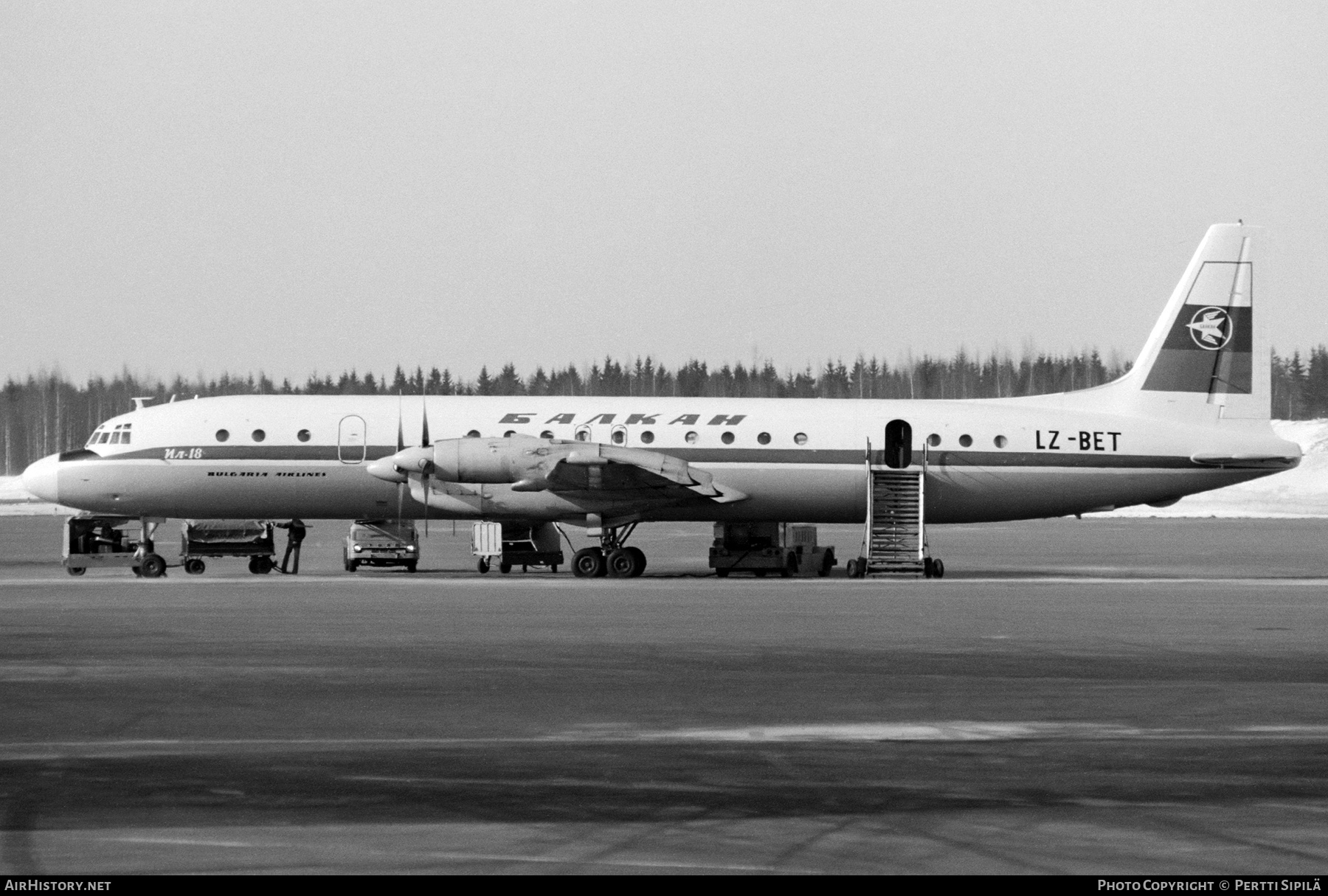 Aircraft Photo of LZ-BET | Ilyushin Il-18D | Balkan - Bulgarian Airlines | AirHistory.net #404830