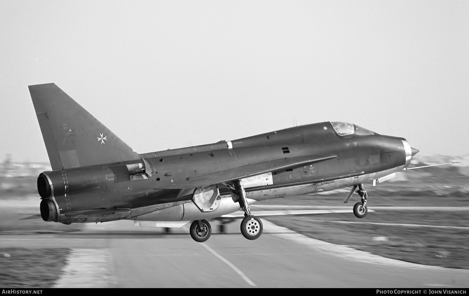 Aircraft Photo of XS452 | English Electric Lightning T5 | UK - Air Force | AirHistory.net #404893