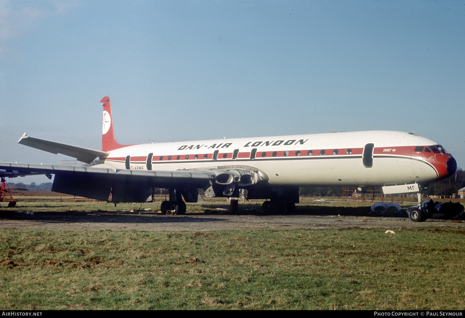 Aircraft Photo of G-APMF | De Havilland D.H. 106 Comet 4B | Dan-Air London | AirHistory.net #404910