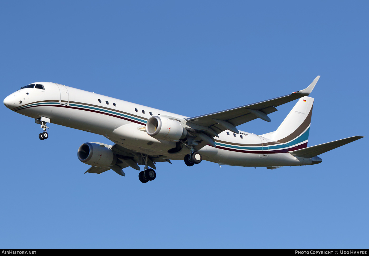 Aircraft Photo of D-ANNI | Embraer Lineage 1000E (ERJ-190-100ECJ) | AirHistory.net #404923