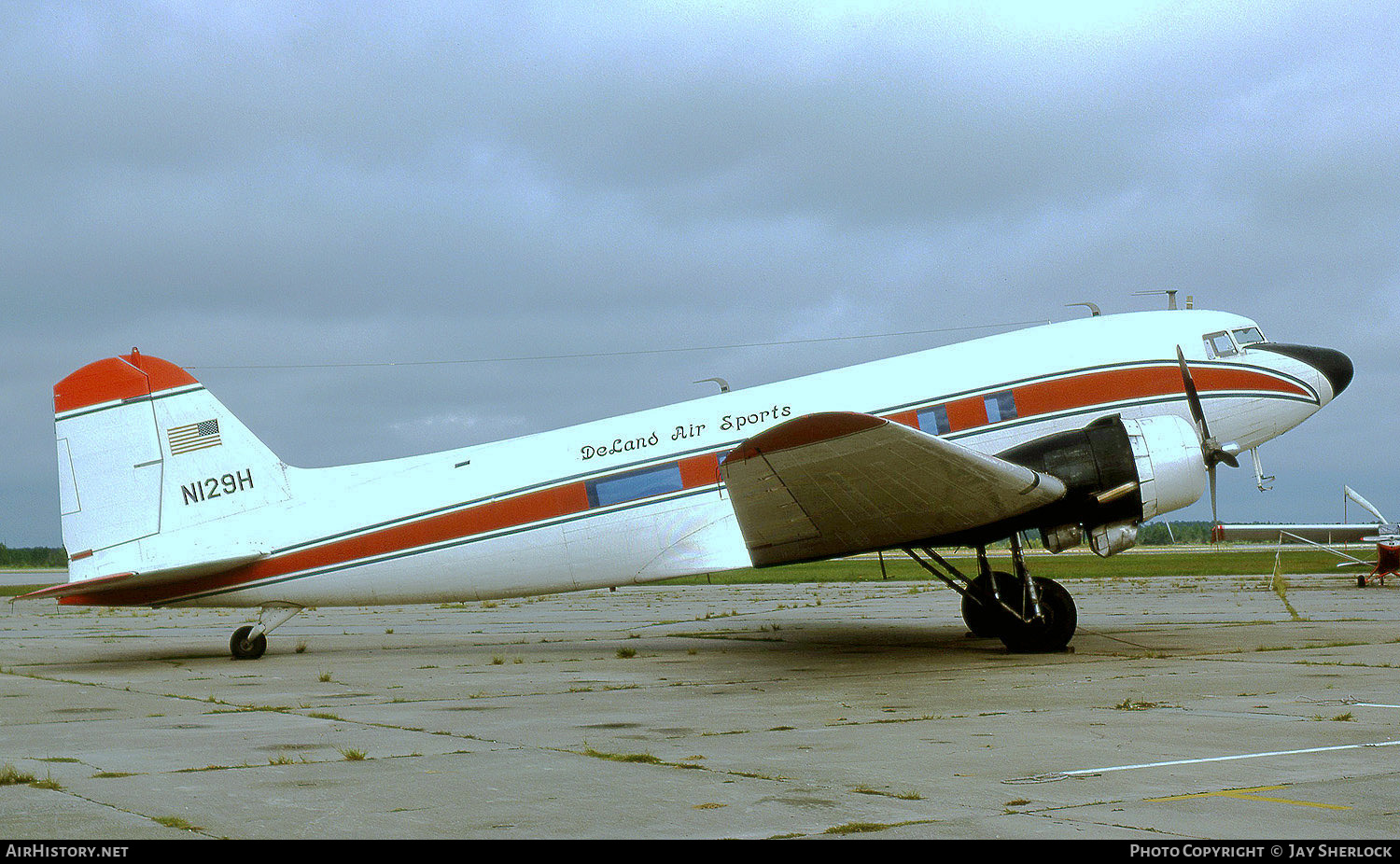Aircraft Photo of N129H | Douglas DC-3A-197E | DeLand Air Sports | AirHistory.net #404933