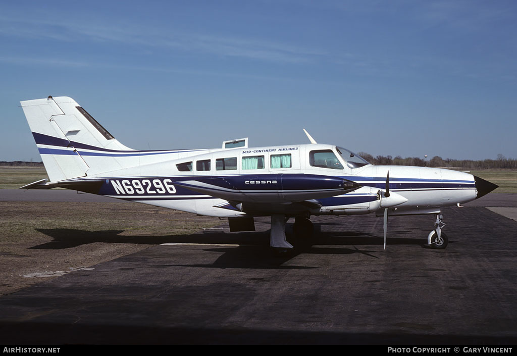 Aircraft Photo of N69296 | Cessna 402B | Mid-Continent Airlines | AirHistory.net #405080