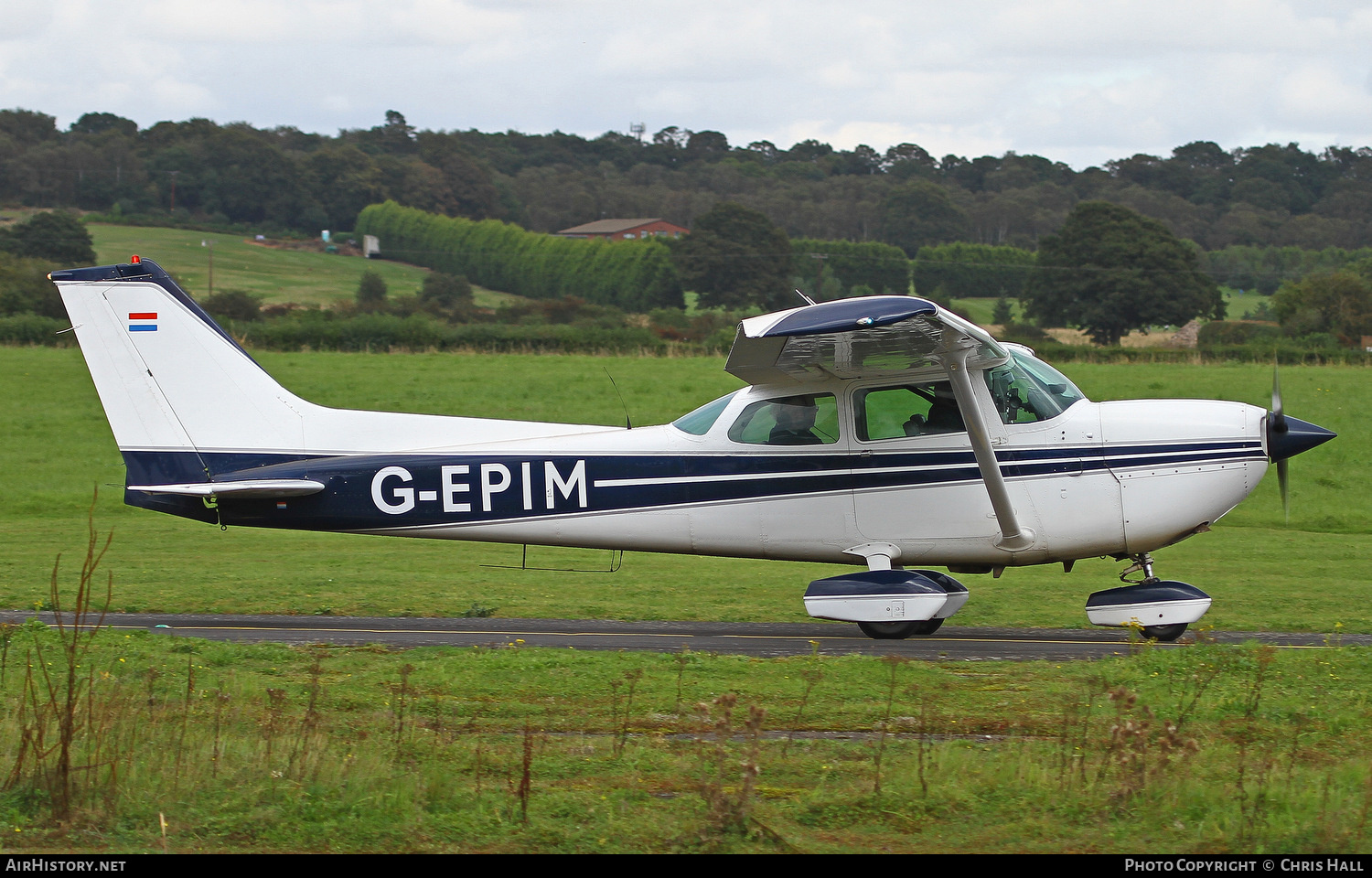 Aircraft Photo of G-EPIM | Cessna R172K Hawk XP | AirHistory.net #405084