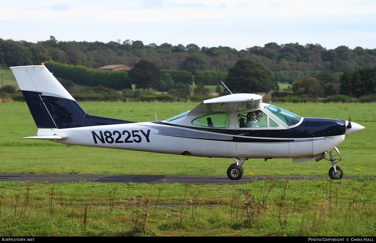 Aircraft Photo of N8225Y | Cessna 177RG Cardinal RG | AirHistory.net #405118