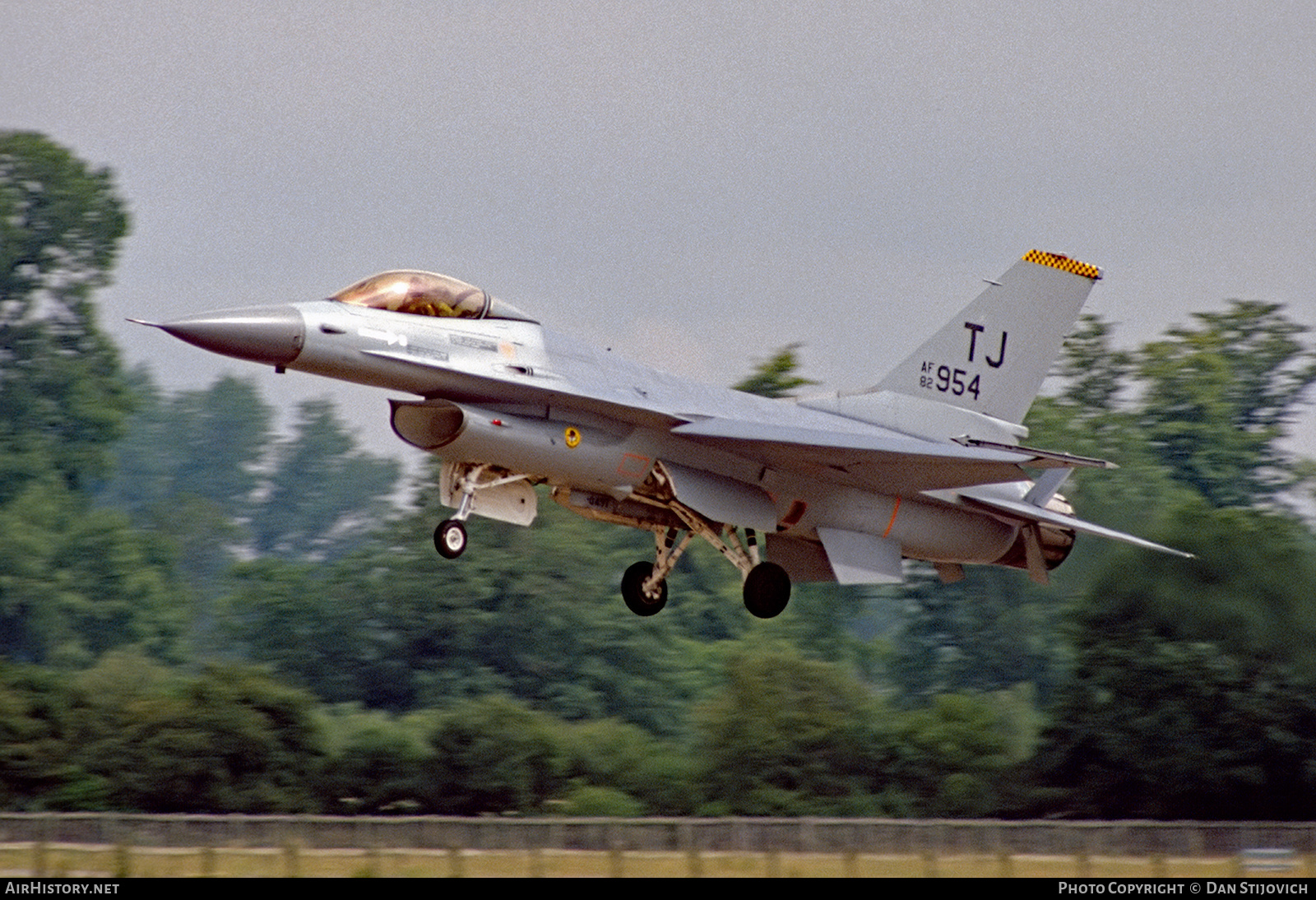 Aircraft Photo of 82-0954 / AF82-954 | General Dynamics F-16A Fighting Falcon | USA - Air Force | AirHistory.net #405327
