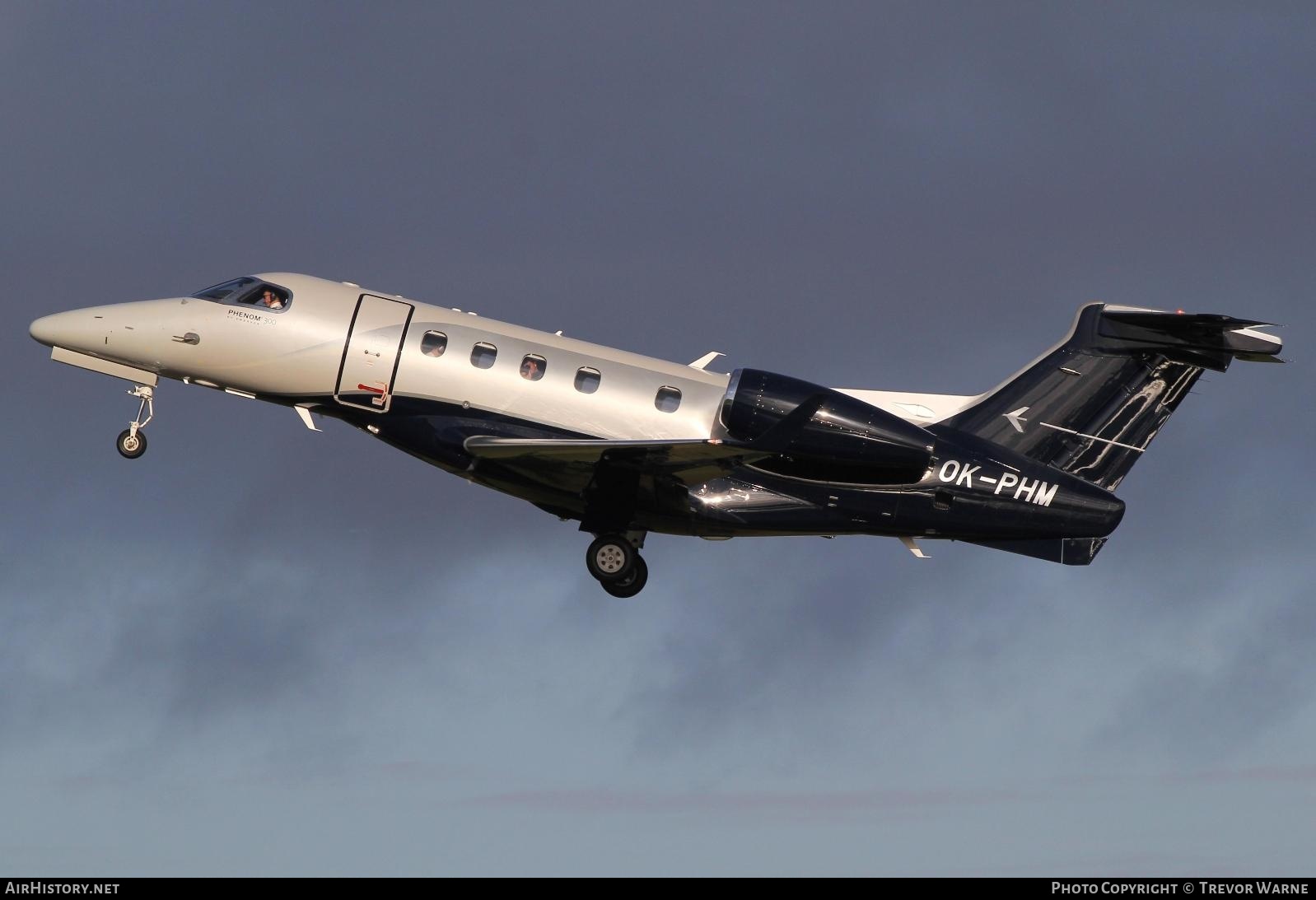 Aircraft Photo of OK-PHM | Embraer EMB-505 Phenom 300 | AirHistory.net #405360