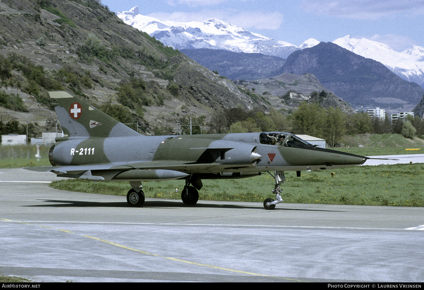 Aircraft Photo of R-2111 | Dassault Mirage IIIRS | Switzerland - Air Force | AirHistory.net #405361