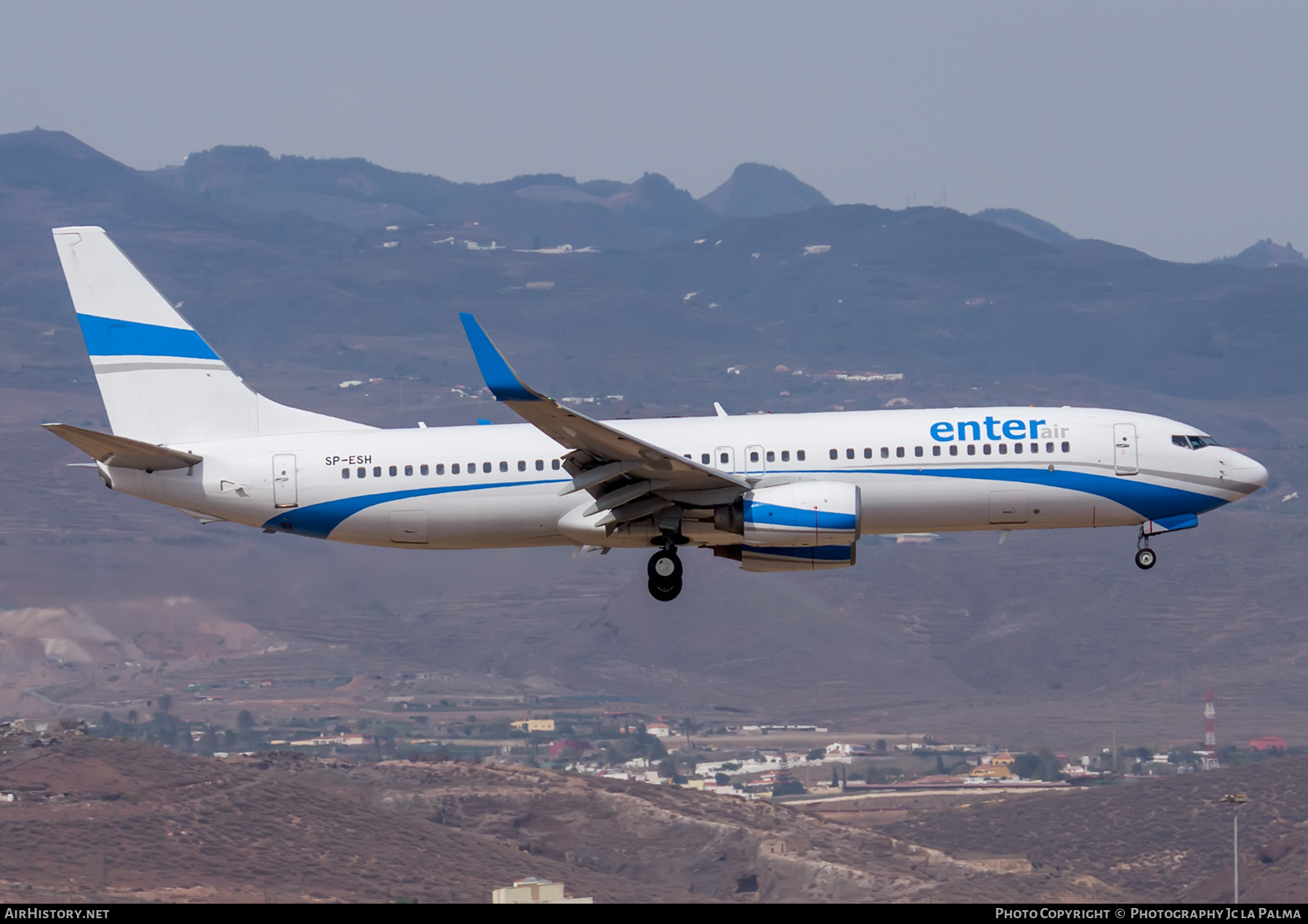 Aircraft Photo of SP-ESH | Boeing 737-81M | Enter Air | AirHistory.net #405376