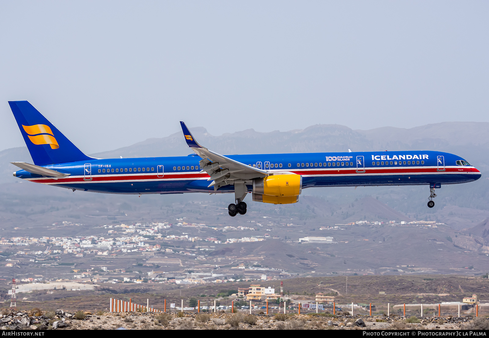 Aircraft Photo of TF-ISX | Boeing 757-3E7 | Icelandair | AirHistory.net #405402