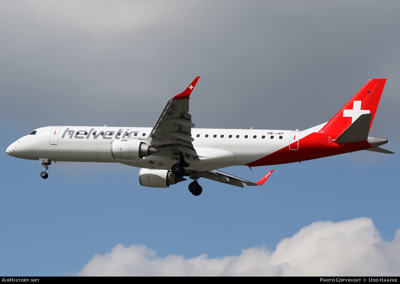 Aircraft Photo of HB-JVP | Embraer 190LR (ERJ-190-100LR) | Helvetic Airways | AirHistory.net #405502