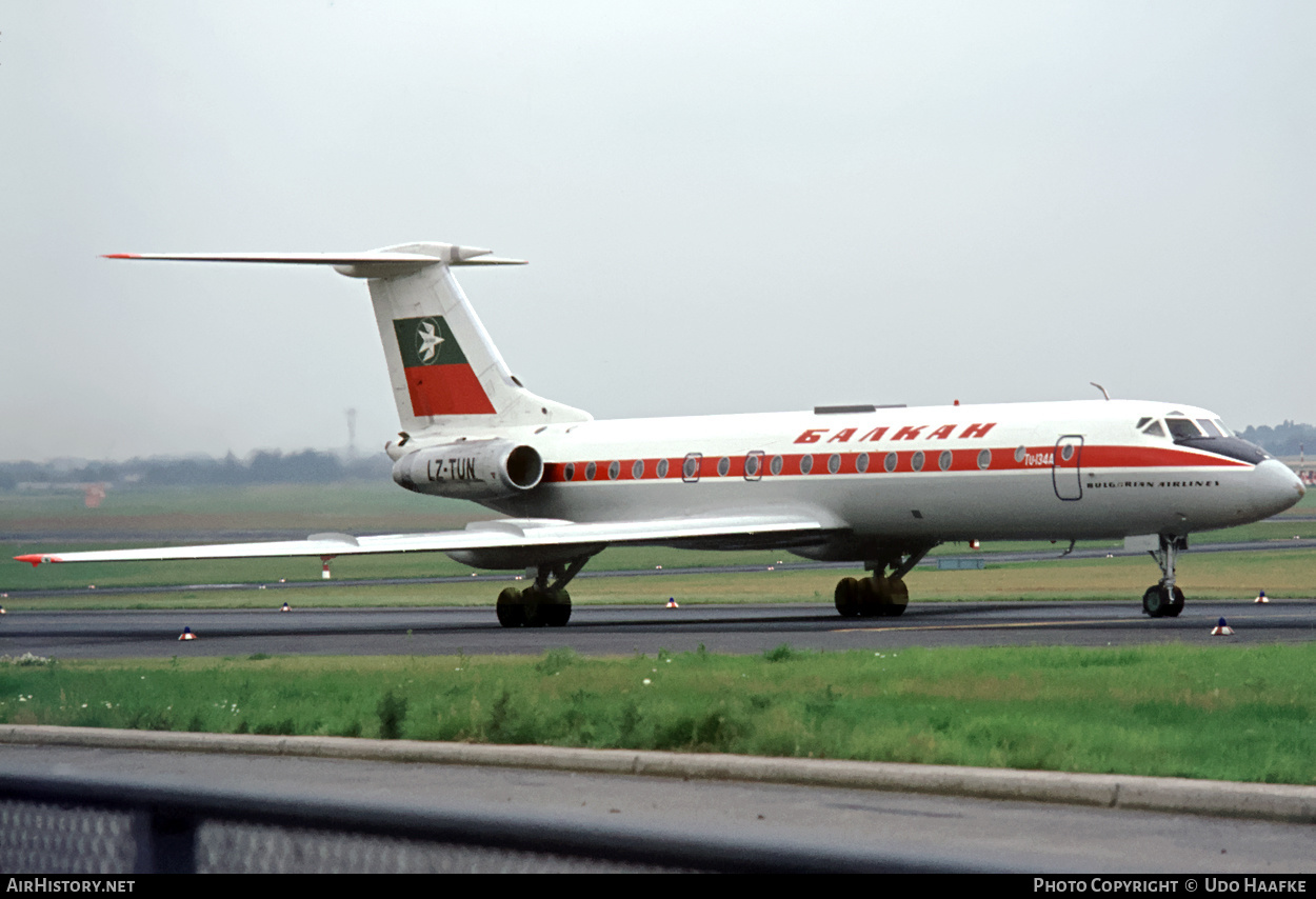 Aircraft Photo of LZ-TUN | Tupolev Tu-134A-3 | Balkan - Bulgarian Airlines | AirHistory.net #405512