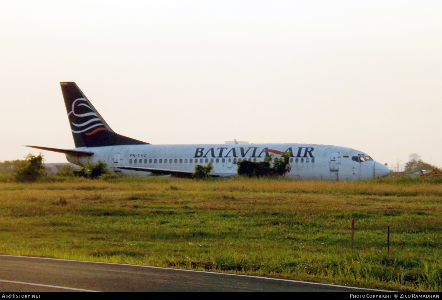 Aircraft Photo of PK-YVZ | Boeing 737-3B7 | Batavia Air | AirHistory.net #405535