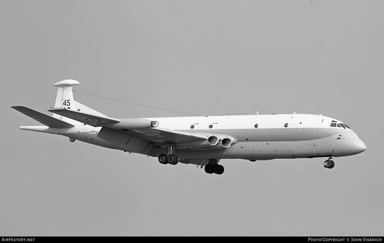 Aircraft Photo of XV245 | Hawker Siddeley HS-801 Nimrod MR.1 | UK - Air Force | AirHistory.net #405542