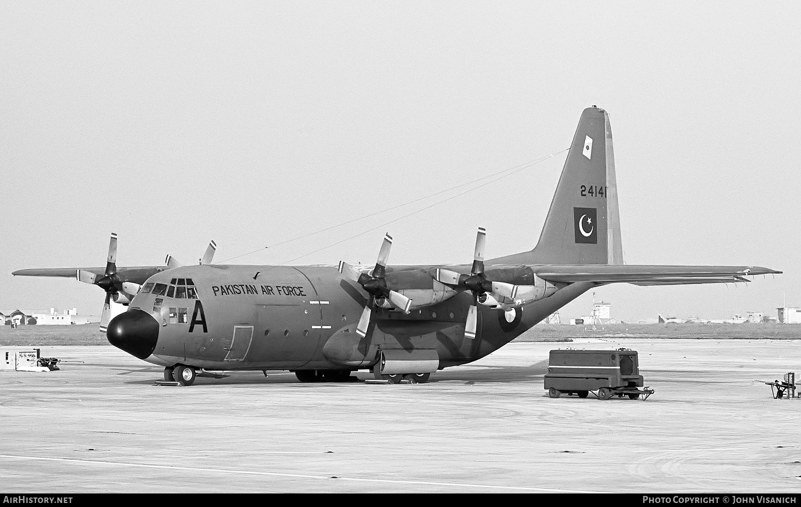 Aircraft Photo of 24141 | Lockheed C-130B Hercules (L-282) | Pakistan - Air Force | AirHistory.net #405543