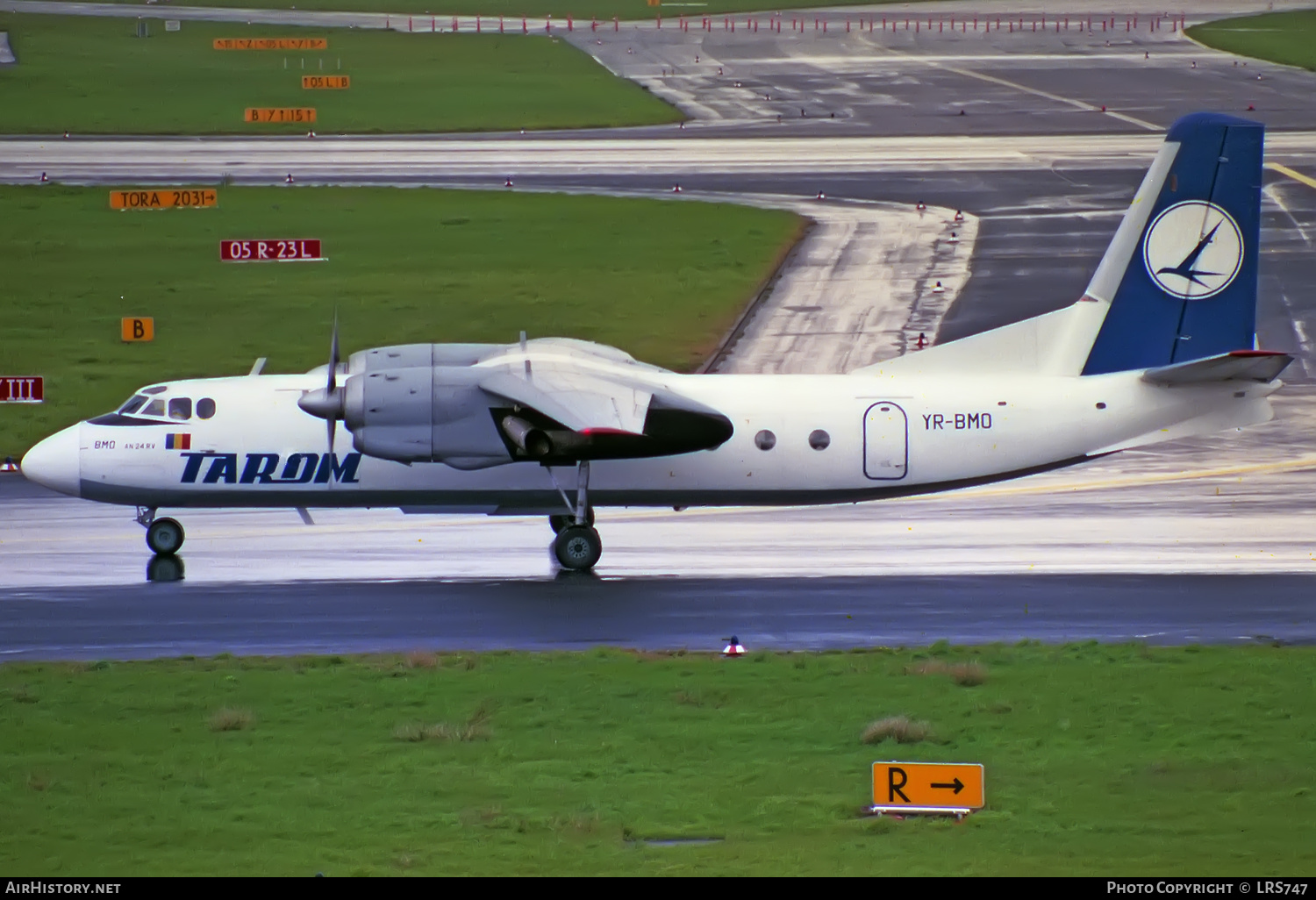 Aircraft Photo of YR-BMO | Antonov An-24RV | TAROM - Transporturile Aeriene Române | AirHistory.net #405568