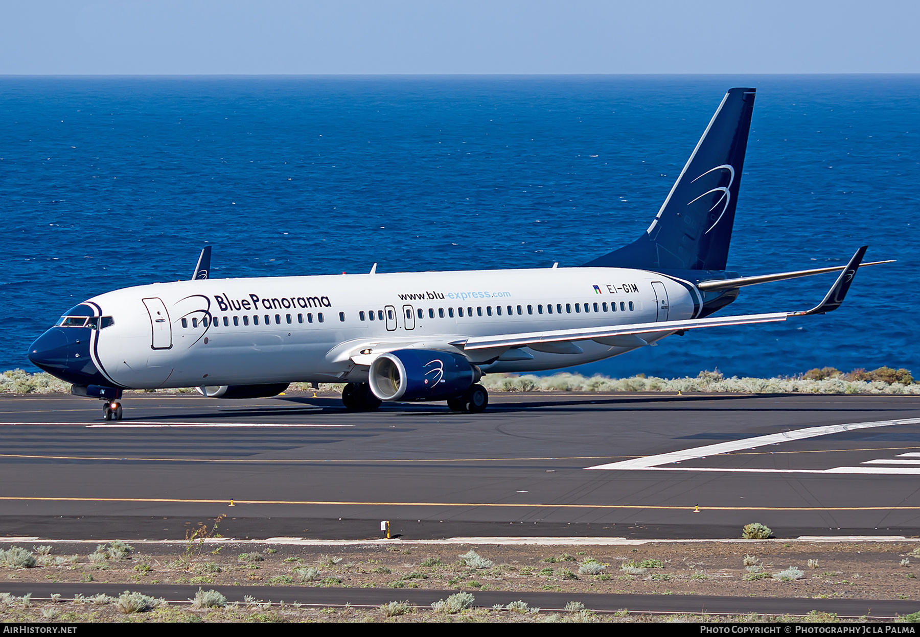 Aircraft Photo of EI-GIM | Boeing 737-86Q | Blue Panorama Airlines | AirHistory.net #405573