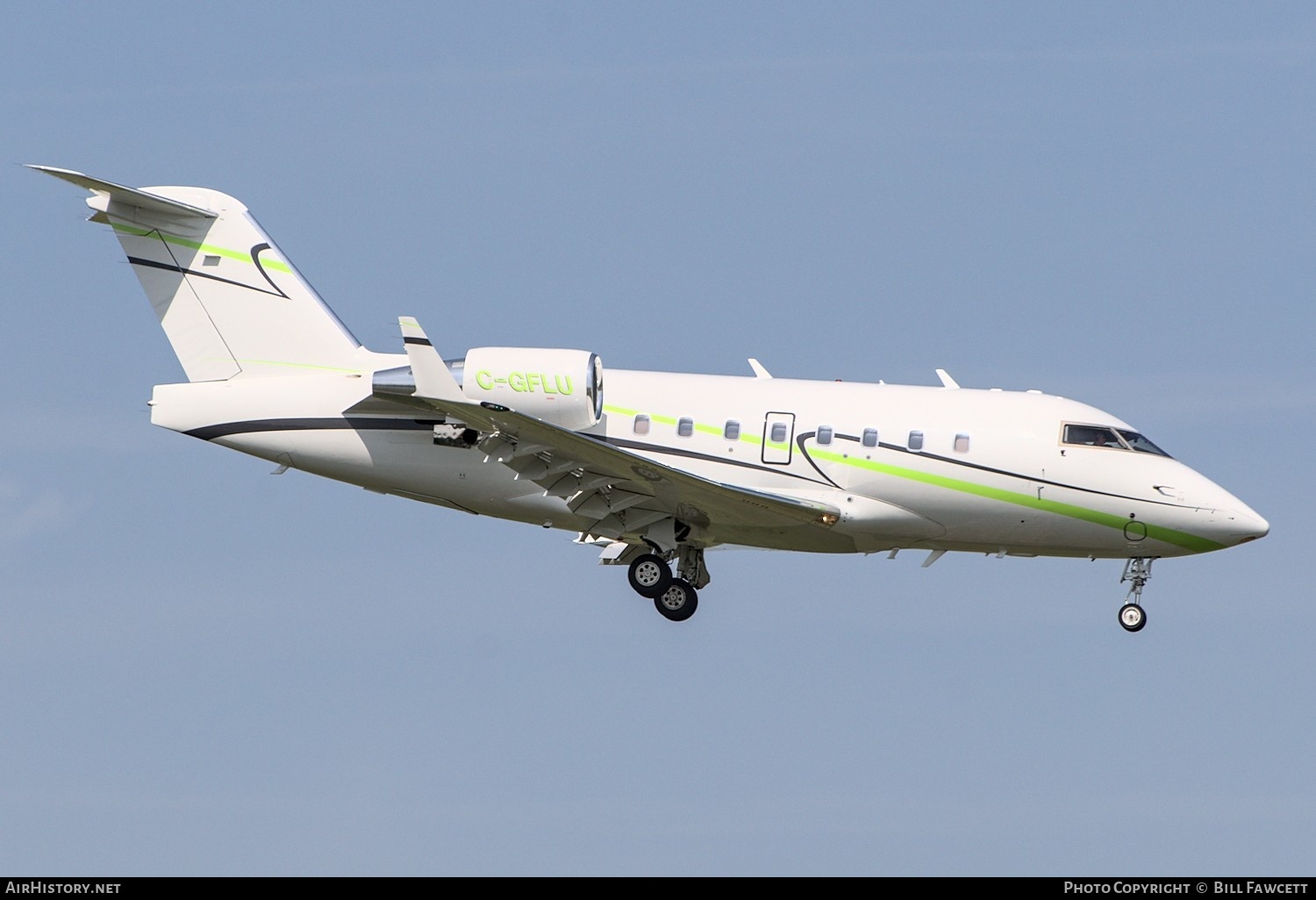 Aircraft Photo of C-GFLU | Bombardier Challenger 604 (CL-600-2B16) | AirHistory.net #405574