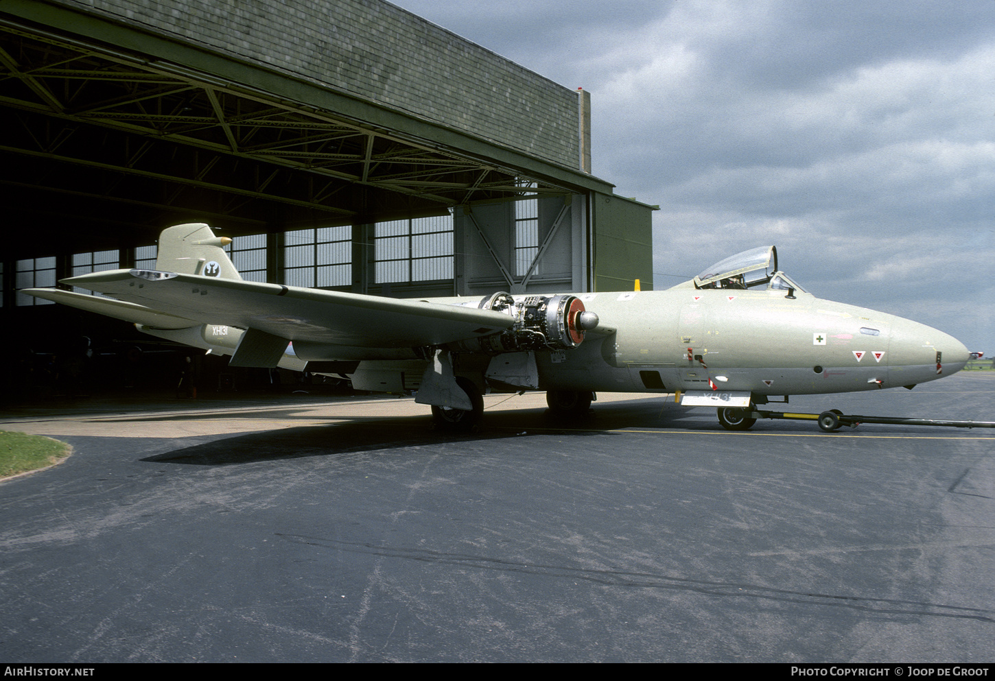 Aircraft Photo of XH131 | English Electric Canberra PR9 | UK - Air Force | AirHistory.net #405737