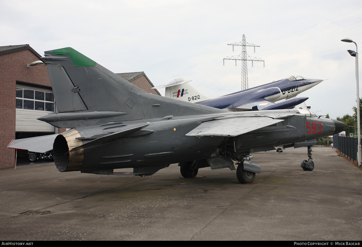 Aircraft Photo of 593 | Mikoyan-Gurevich MiG-23MF | AirHistory.net #405745