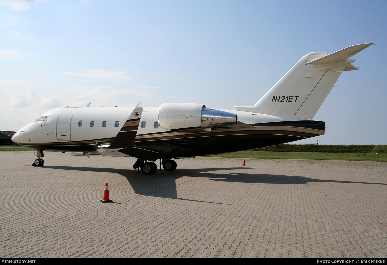 Aircraft Photo of N121ET | Bombardier Challenger 604 (CL-600-2B16) | AirHistory.net #405753