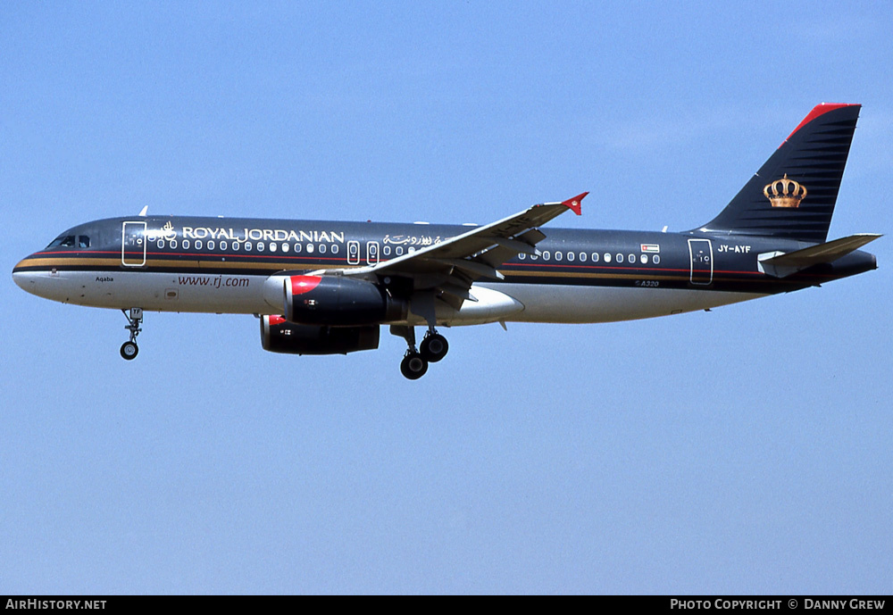 Aircraft Photo of JY-AYF | Airbus A320-232 | Royal Jordanian Airlines | AirHistory.net #405790