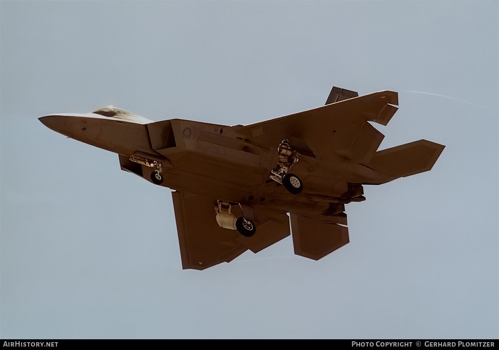 Aircraft Photo of 00-4014 | Lockheed Martin F-22A Raptor | USA - Air Force | AirHistory.net #405792