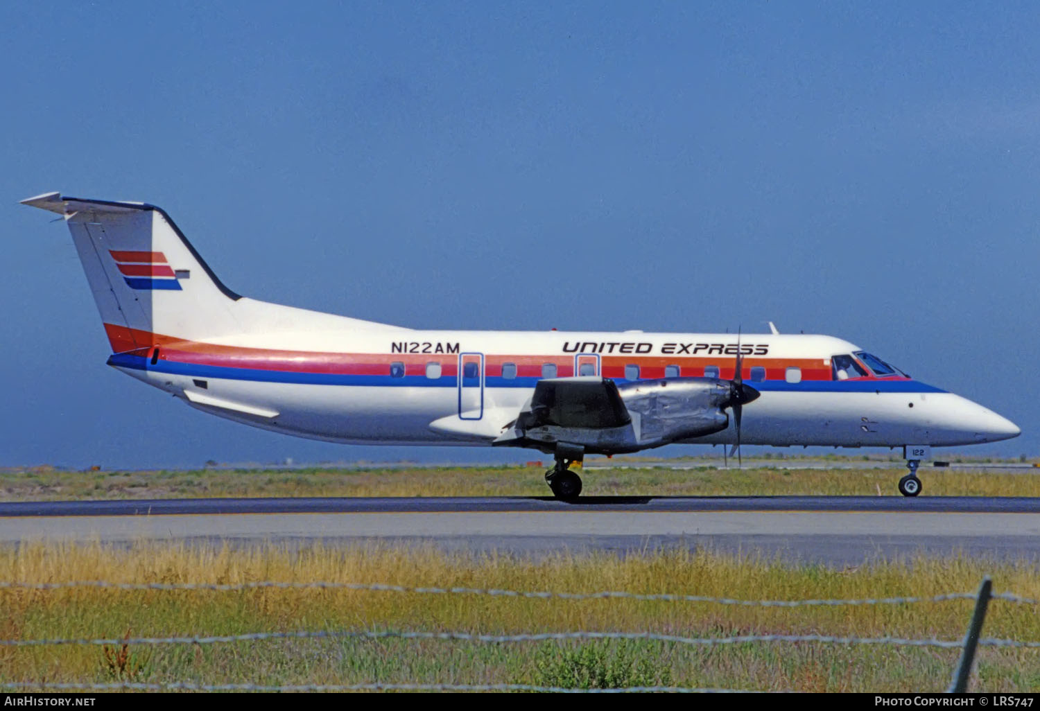 Aircraft Photo of N122AM | Embraer EMB-120RT Brasilia | United Express | AirHistory.net #405841