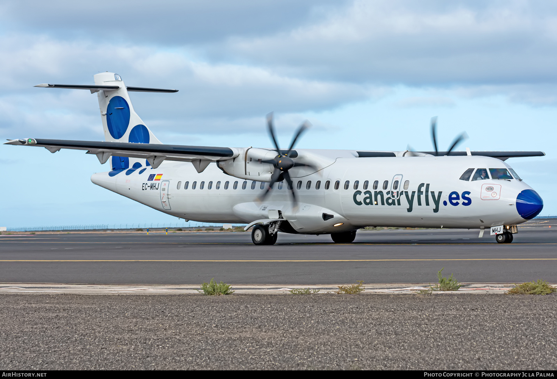Aircraft Photo of EC-MHJ | ATR ATR-72-500 (ATR-72-212A) | Canaryfly | AirHistory.net #405942