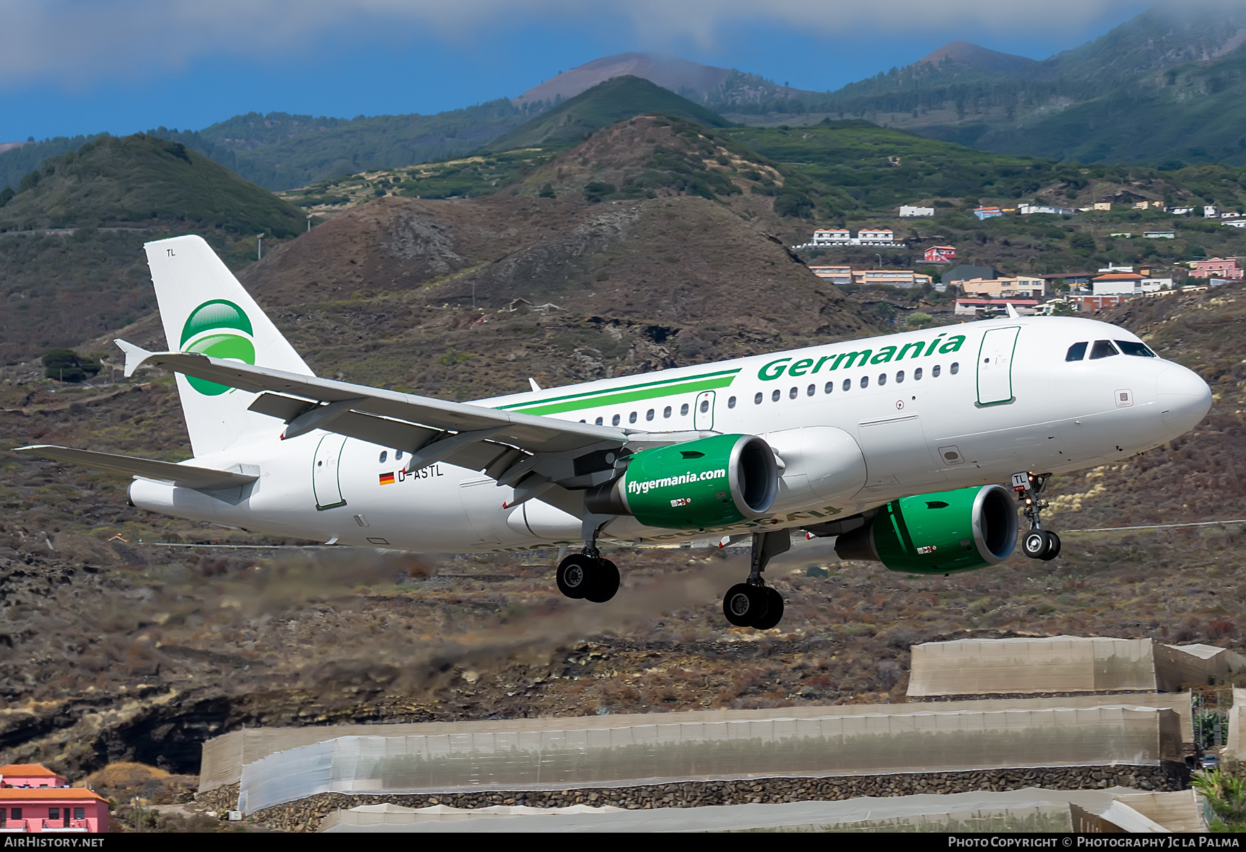 Aircraft Photo of D-ASTL | Airbus A319-112 | Germania | AirHistory.net #406018