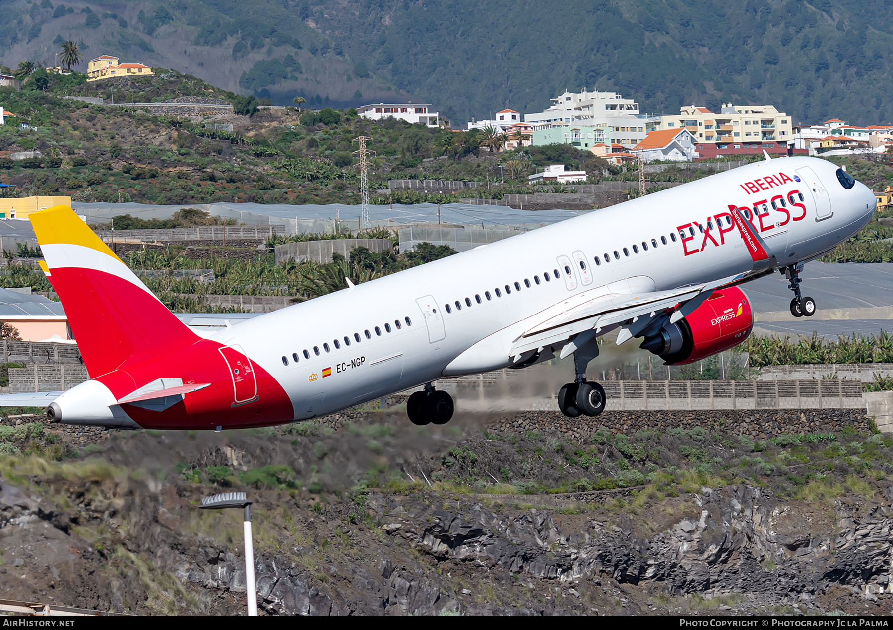 Aircraft Photo of EC-NGP | Airbus A321-251NX | Iberia Express | AirHistory.net #406069