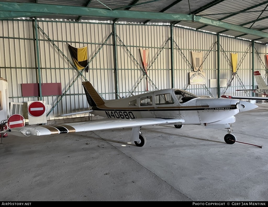 Aircraft Photo of N4068Q | Piper PA-28R-201 Cherokee Arrow III | AirHistory.net #406073