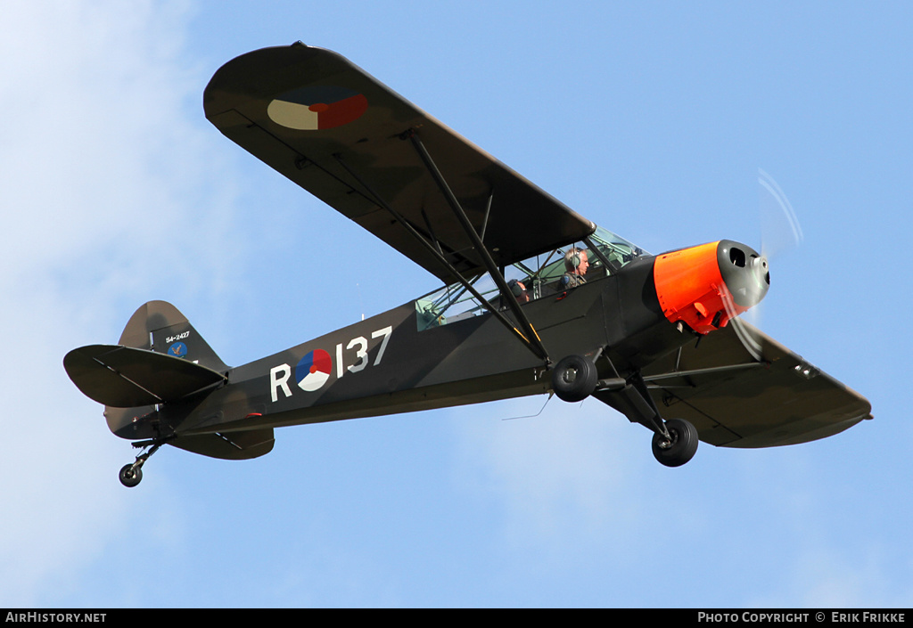 Aircraft Photo of PH-PSC / R-137 | Piper L-21B Super Cub | Koninklijke Luchtmacht Historische Vlucht | Netherlands - Air Force | AirHistory.net #406108