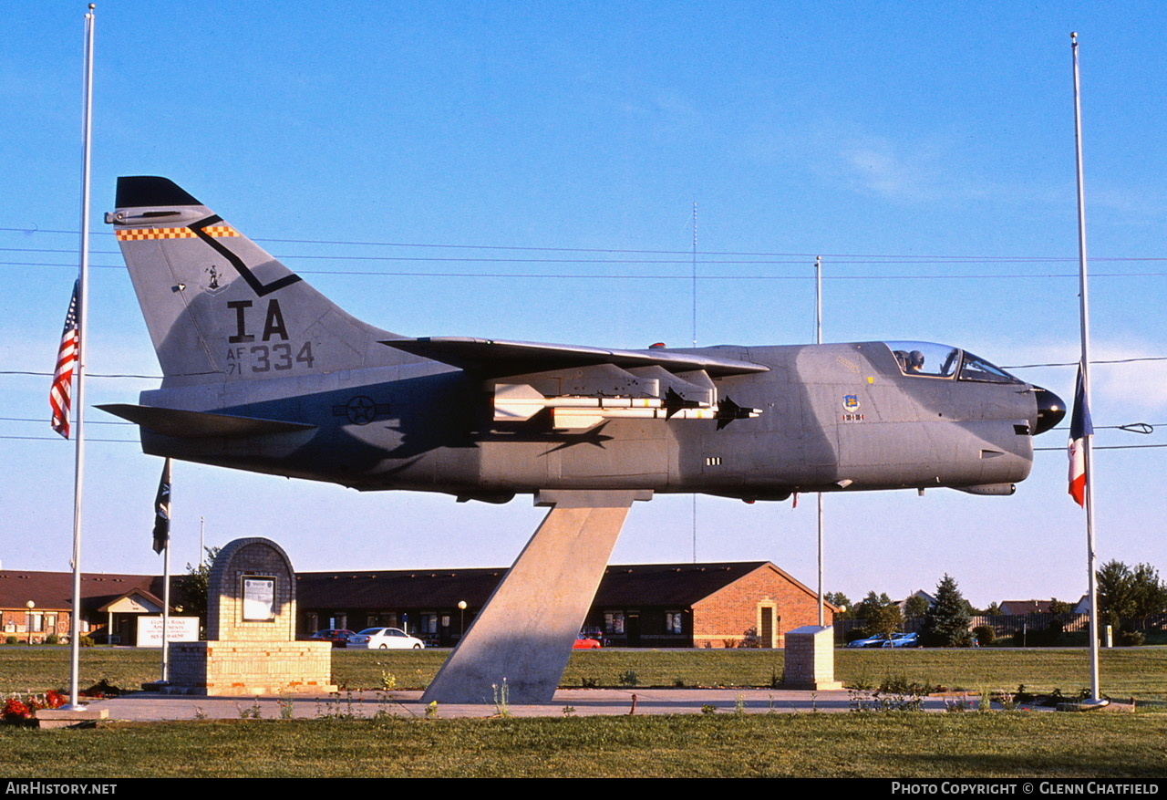 Aircraft Photo of 71-0334 / AF71-334 | LTV A-7D Corsair II | USA - Air Force | AirHistory.net #406220